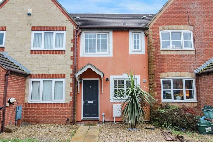 2 Bedroom Barn Conversion For Sale In Ellis Park, St. Georges, BS22