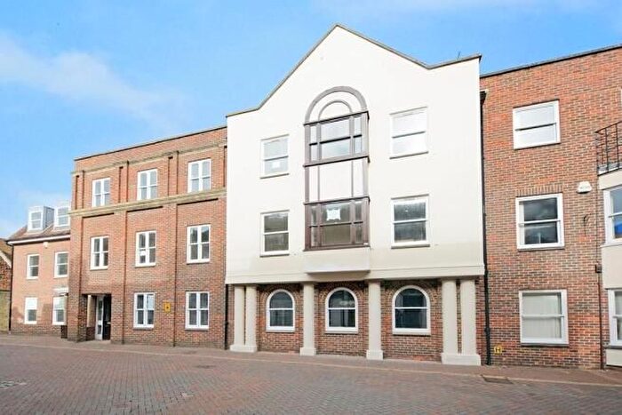 1 Bedroom Flat To Rent In North Street, Ashford, TN24