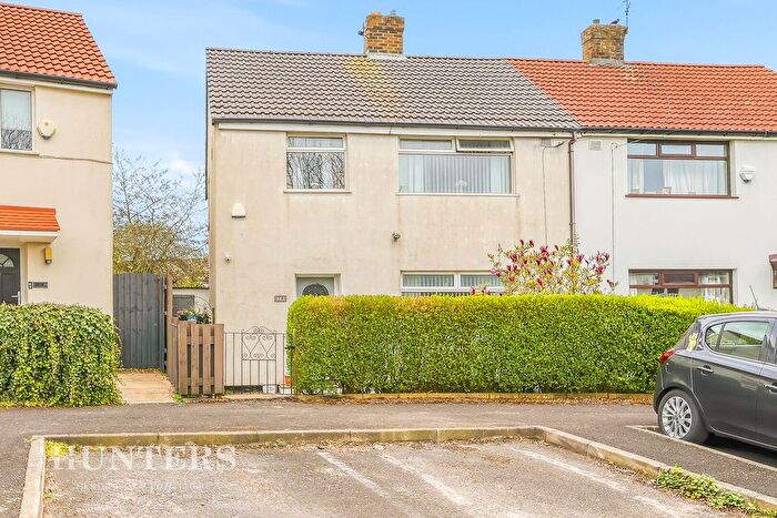 3 Bedroom Semi Detached House For Sale In Wildbrook Crescent, Oldham, OL8