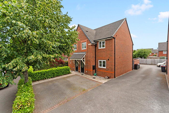 3 Bedroom Semi Detached House For Sale In Winnington Avenue, Northwich, CW8