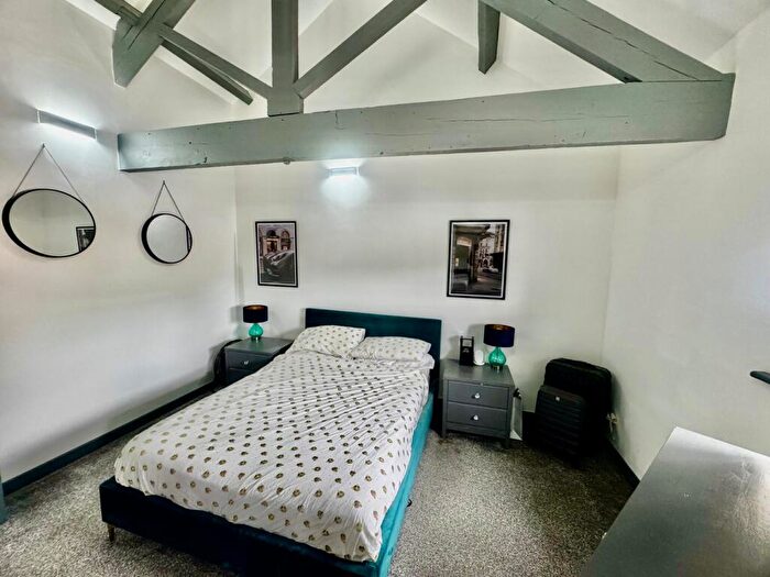 1 Bedroom Apartment For Sale In , Wellingborough Road, Rushden, NN10