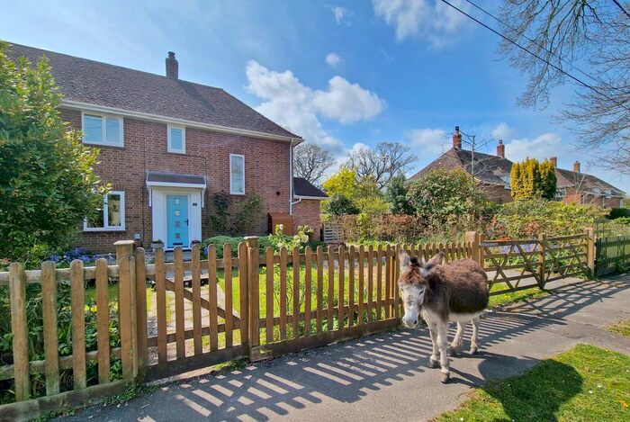 3 Bedroom Semi-Detached House For Sale In Sweyns Lease, East Boldre, Hampshire, SO42