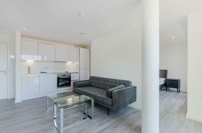 1 Bedroom Apartment To Rent In Woodmill Street, London, SE16