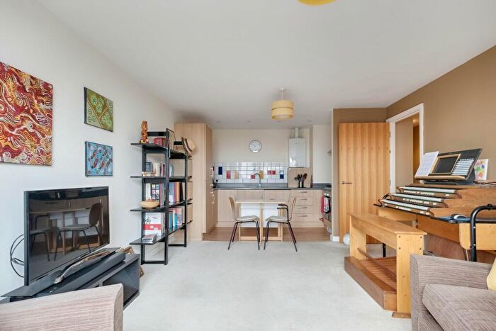 2 Bedroom Apartment For Sale In Upper Chase, Chelmsford, CM2