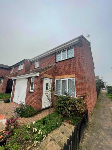 3 Bedroom Detached House To Rent In Melford Road, Stowmarket, IP14