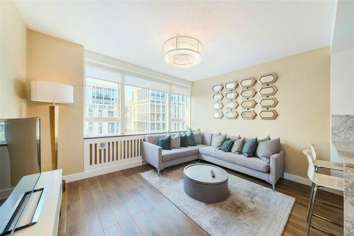 1 Bedroom Flat To Rent In Millbank Court, John Islip Street, Westminster, London, SW1P