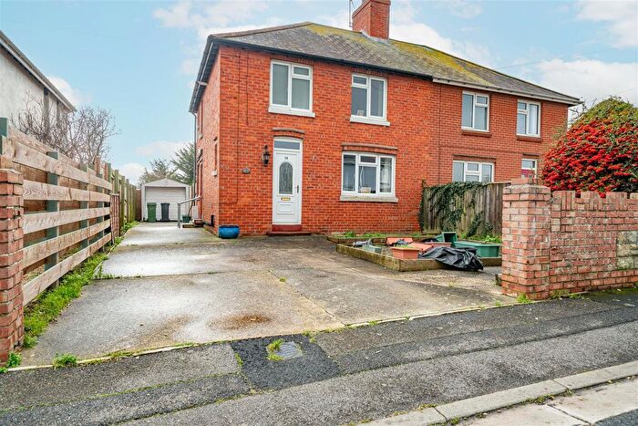 3 Bedroom Semi-Detached House For Sale In Kitchener Road, Weymouth, DT4