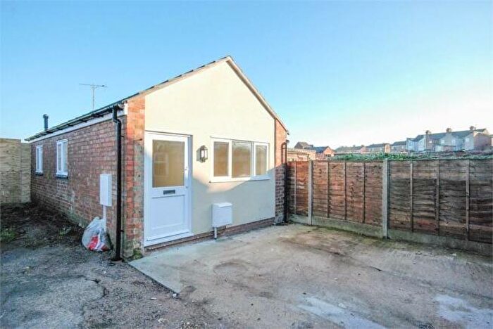1 Bedroom Detached Bungalow To Rent In Avenue Road, New Bilton, Rugby, CV21
