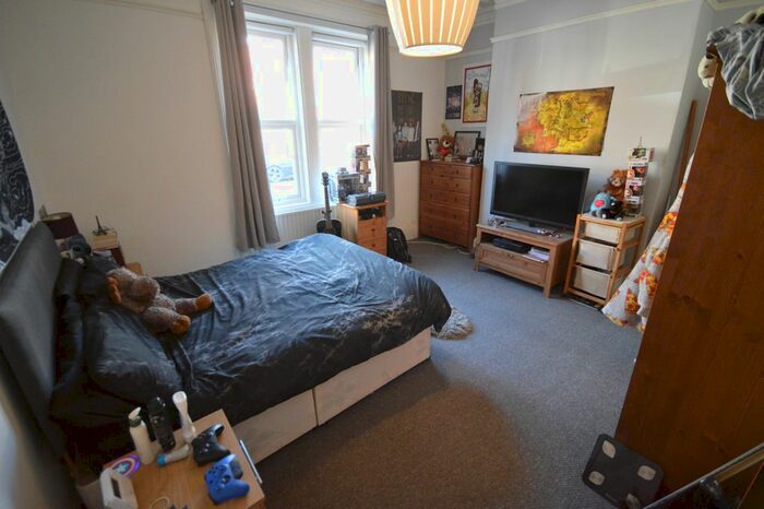 2 Bedroom Flat To Rent In Croydon Road, Newcastle Upon Tyne, NE4