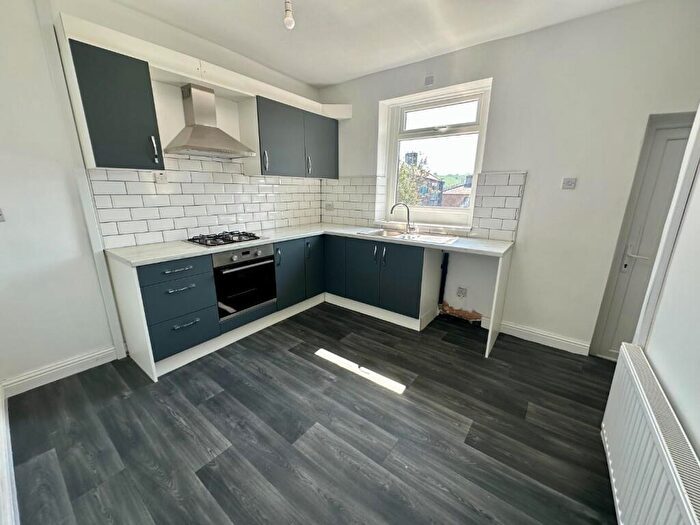 2 Bedroom House To Rent In Cambridge Street, Colne, BB8