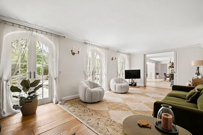 5 Bedroom Terraced House To Rent In Archway Street, London, SW13