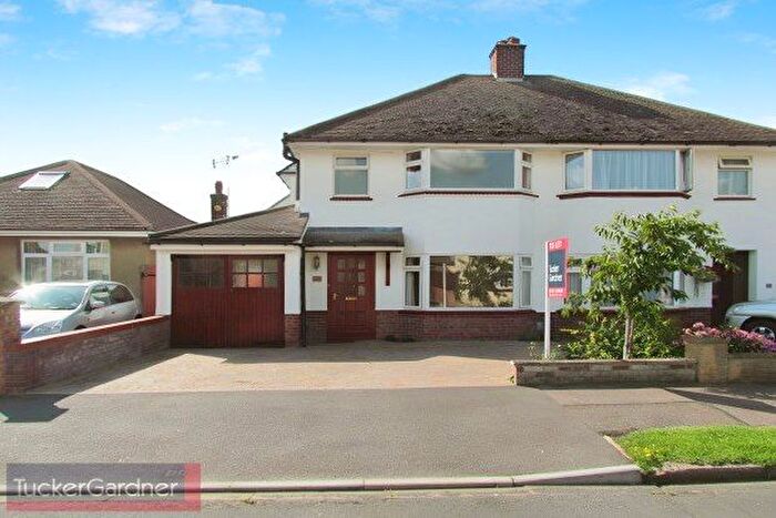 3 Bedroom Property To Rent In Park Avenue, Cambridge, CB24