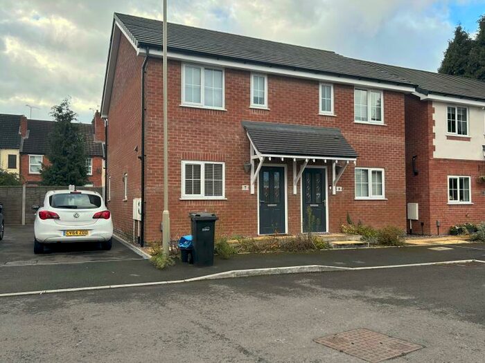 2 Bedroom Semi-Detached House To Rent In Pennant Drive, Halesowen, West Midlands, B63
