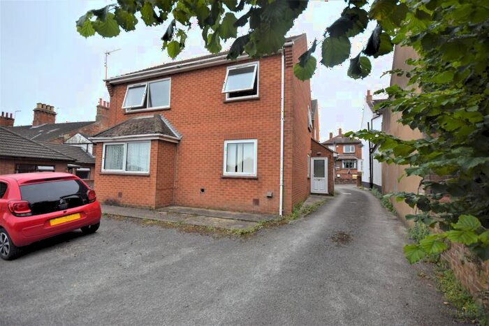 2 Bedroom Flat For Sale In Formans Walk, Louth, LN11