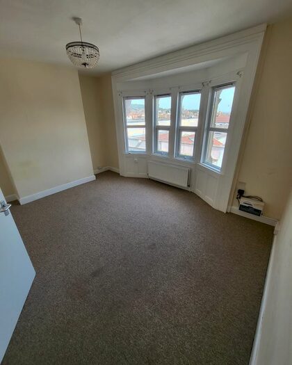 2 Bedroom Flat To Rent In Orchard Place, Weston-Super-Mare, BS23