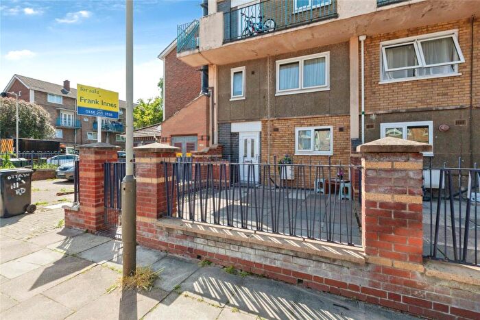 2 Bedroom Maisonette For Sale In Ottawa Road, St Matthews, Leicester, LE1