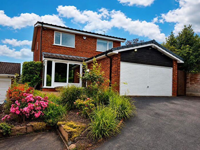 4 Bedroom Detached House To Rent In Hartsbourne Drive, Halesowen, B62