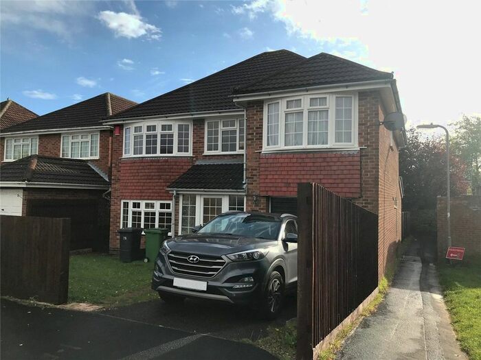 5 Bedroom Detached House To Rent In Cumberland Avenue, Basingstoke RG22