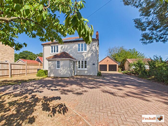 4 Bedroom Detached House For Sale In The Heath, Tattingstone, Ipswich, IP9