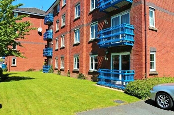 2 Bedroom Flat To Rent In Mountbatten Close, Docklands, PR2