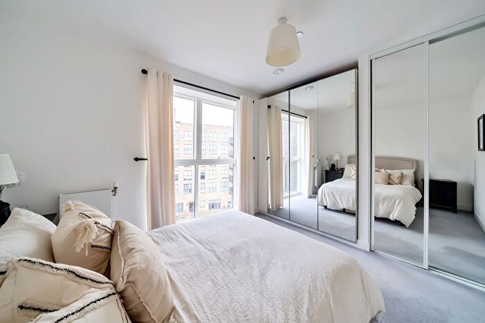 1 Bedroom Flat For Sale In Hudson Building, Prospect Row, London, E15