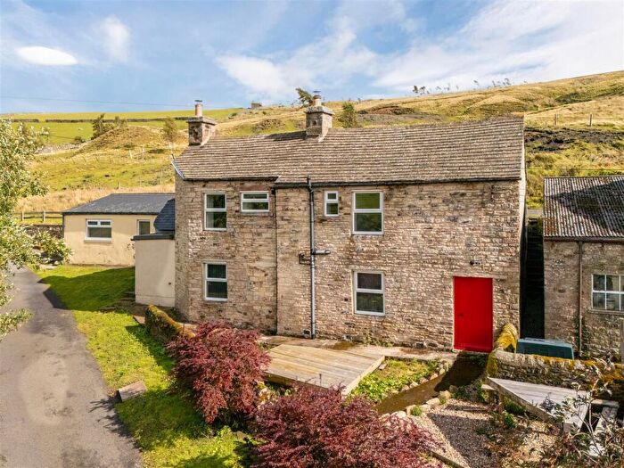 2 Bedroom Detached House For Sale In Fell View, Hexham, NE47