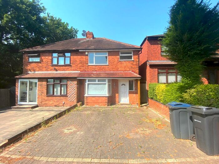 3 Bedroom House To Rent In Morden Road, Stechford, B33
