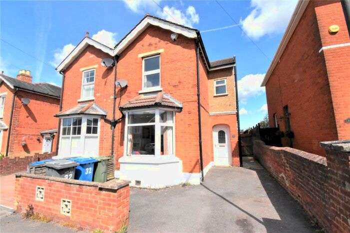 3 Bedroom Semi-Detached House To Rent In Spencers Road, Maidenhead, Berkshire, SL6