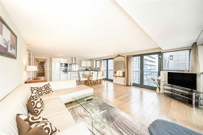 2 Bedroom Flat To Rent In Horseferry Place, London, SE10