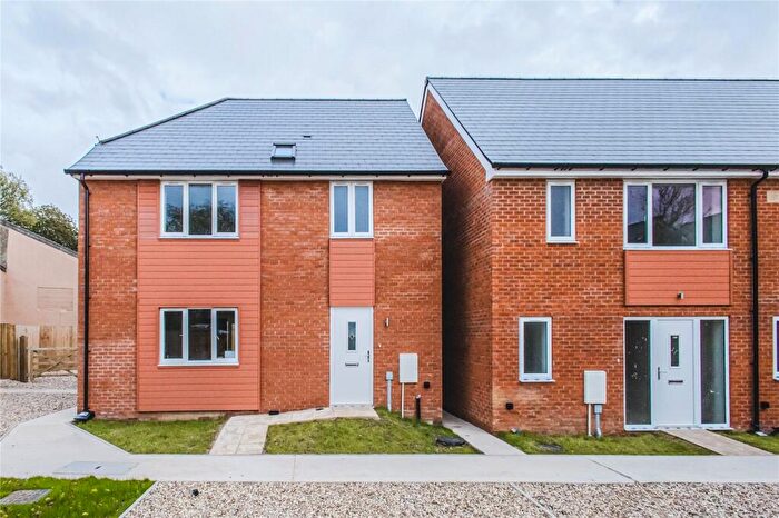 3 Bedroom Detached House For Sale In Swan Hill, Shrivenham, Swindon, SN6