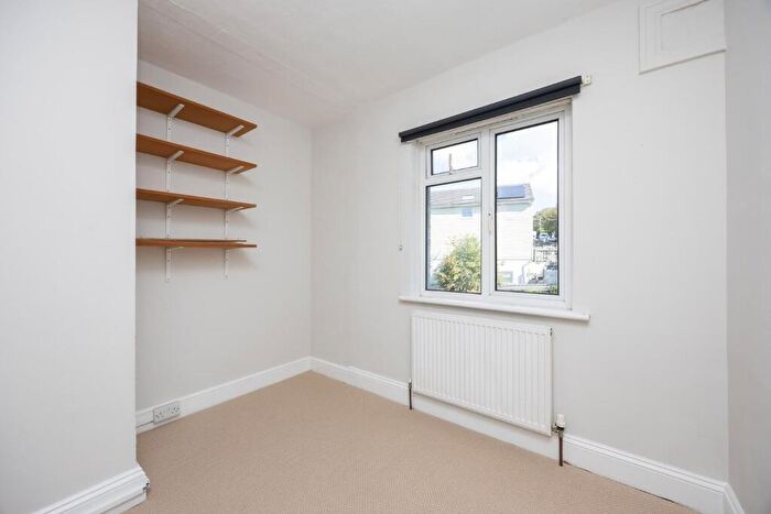 3 Bedroom End Of Terrace House For Sale In Coombe Road, Brighton, BN2