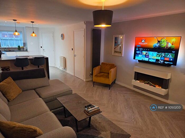 4 Bedroom Terraced House To Rent In Highmarsh Crescent, Manchester, M20