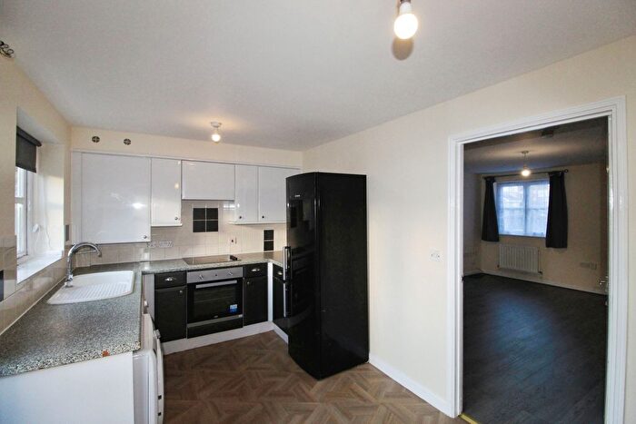 3 Bedroom Semi-Detached House To Rent In Highfield Road, Feltham, London, TW13