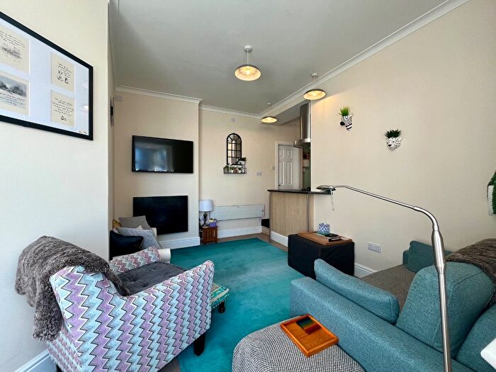 1 Bedroom Flat To Rent In Hyde Street, South Shields, NE33