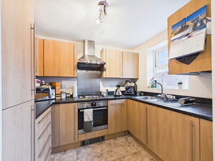 2 Bedroom Flat For Sale In Lobleys Drive, Gloucester, GL3