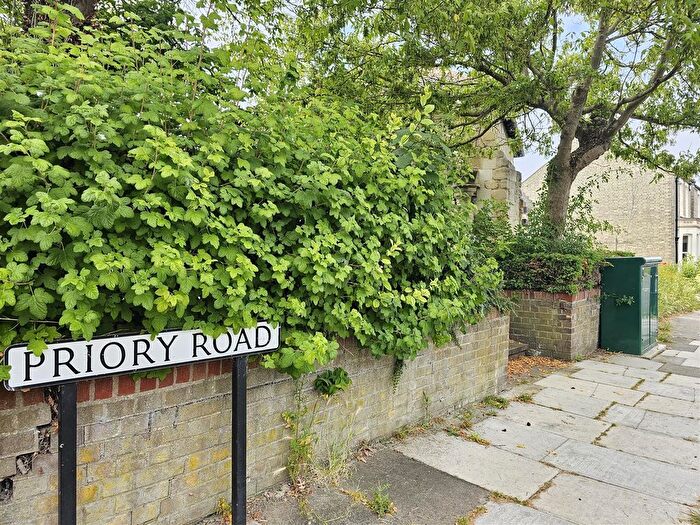 1 Bedroom Flat To Rent In Priory Road, Cambridge, CB5