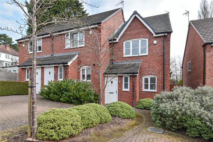 2 Bedroom End Of Terrace House To Rent In Howes Rise, Birmingham, West Midlands, B29