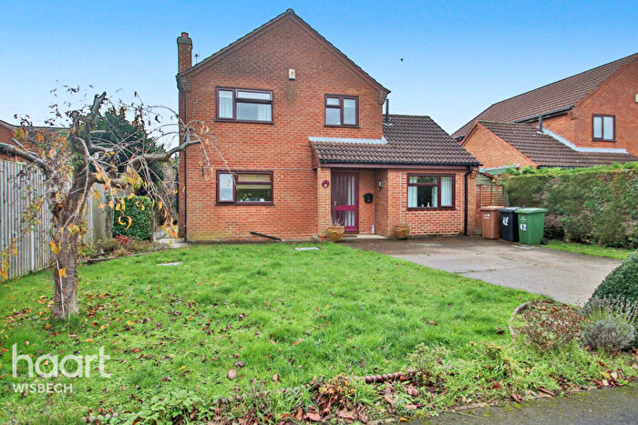 3 Bedroom Detached House For Sale In Springfield Road, Walpole St Andrew, PE14