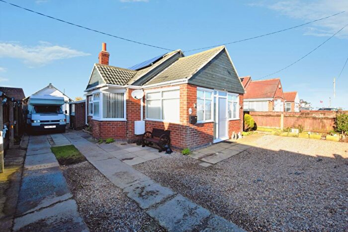 2 Bedroom Detached Bungalow For Sale In Marine Drive, Ingoldmells, PE25
