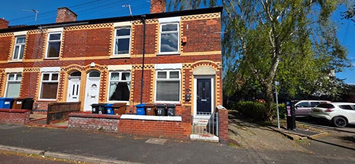 2 Bedroom End Terrace House To Rent In Arnold Street, Stockport, SK3