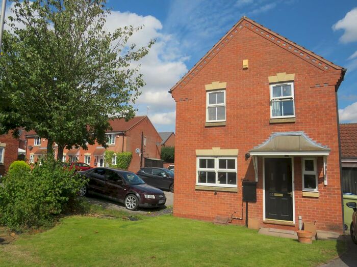 3 Bedroom Link Detached House To Rent In Holme Way, Worksop, S81