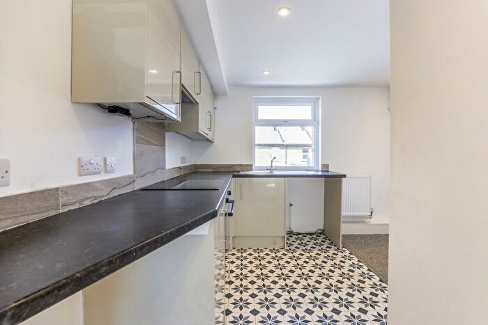 1 Bedroom Flat To Rent In Milton Road, Gravesend, DA12