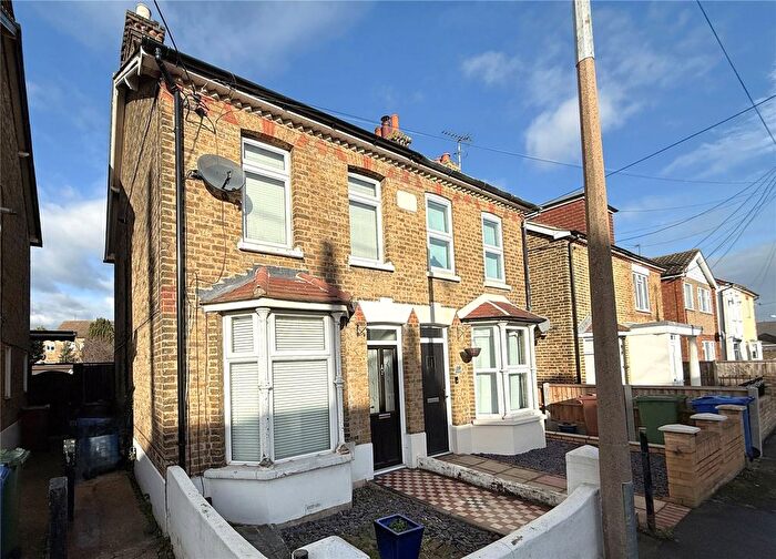 2 Bedroom Semi Detached House For Sale In Salisbury Avenue, Stanford-Le-Hope, Essex, SS17