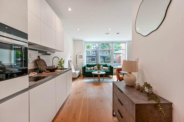 Studio To Rent In Zenith House, Tottenham, London, N15