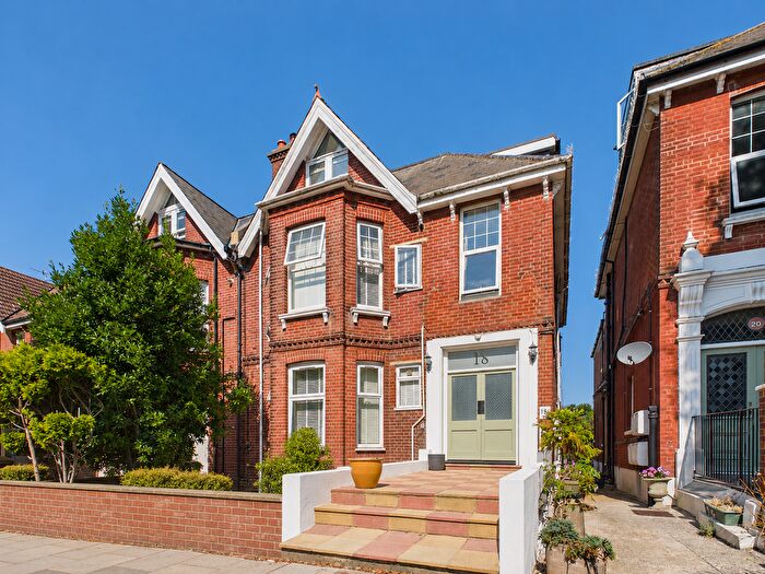 1 Bedroom Flat For Sale In Wilbury Villas, Hove, BN3