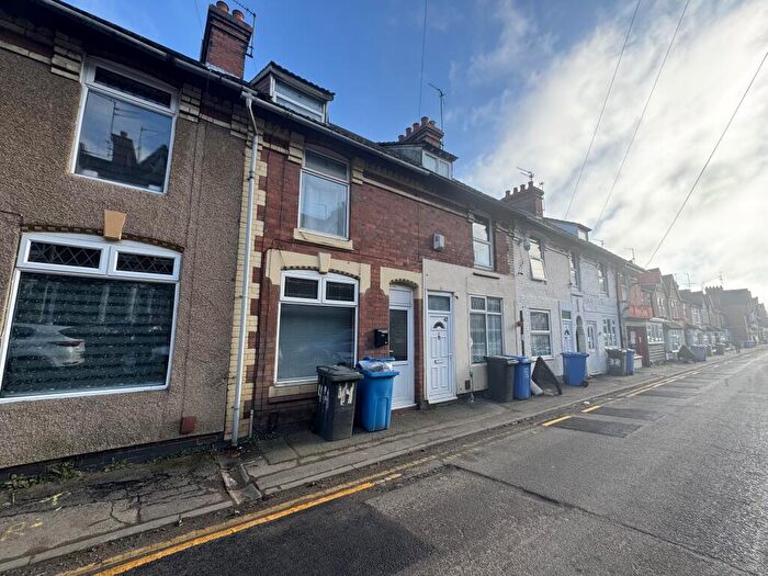 3 Bedroom House To Rent In Wellington Street, Kettering, NN16