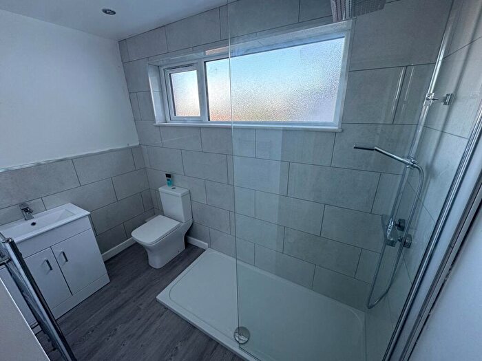 2 Bedroom Semi-Detached Bungalow For Sale In High Meadows, Exeter, EX4