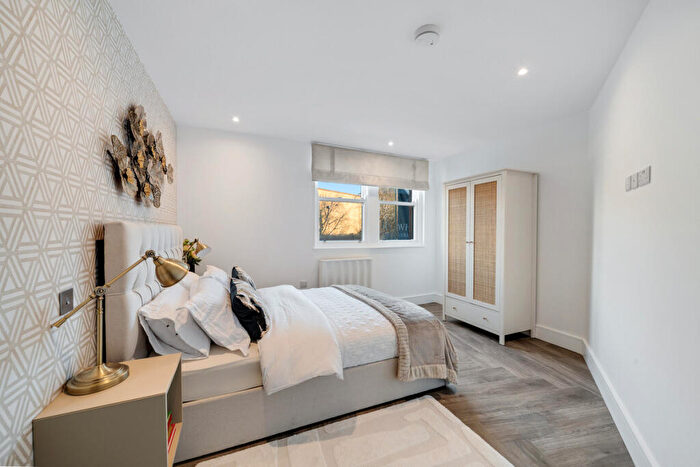 1 Bedroom Apartment For Sale In Unit The Wharf Collection, Battersea, SW11