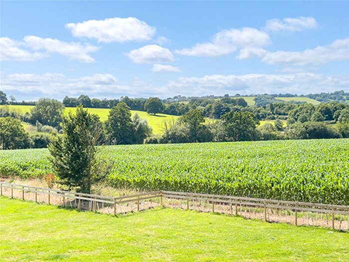 2 Bedroom Barn Conversion For Sale In Broadclyst, Exeter, Devon, EX5