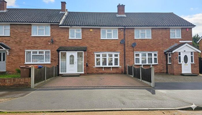 3 Bedroom Terraced House For Sale In Dacre Crescent, Aveley, RM15
